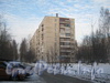 Ул. Маршала Захарова, дом 35, корп. 2. Общий вид здания со стороны дома 37 корпус 2. Фото февраль 2012 г.