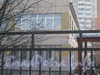 Ул. Чудновского ул. дом 4, корп. 2. Фрагмент фасада здания. Фото февраль 2012 г.