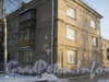 Ковалевская ул., дом 17. Угловой фрагмент фасада дома. Фото февраль 2012 г.
