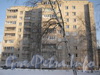 Ковалевская ул. дом 23, корп. 1. Общий вид со стороны дома 21. Фото февраль 2012 г.