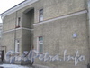 Севастопольская ул., дом 31, корп. 3. Табличка с номером и здание со стороны парадной. Фото февраль 2012 г.