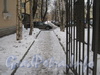 Проход и проезд вдоль 19 домов по Новоовсянниковской улице к ул. Белоусова. Фото февраль 2012 г.