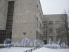 Варшавская ул., дом 44. Правое крыло здания и табличка с номером дома. Фото февраль 2012 г.