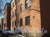 Тракторная ул., дом 6. Фасад жилого дома со стороны Тракторной улицы. Фото март 2012 г.