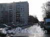 Ул. Бурцева, дом 19 (слева). Общий вид с ул. Бурцева. Фото март 2012 г.