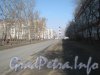 Перспектива Авангардной ул. от дома 20 корпус 1 (справа) в сторону пр. Ветеранов. Фото апрель 2012 г.