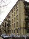 Варшавская ул., дом 41, корп. 1. Общий вид жилого дома. Фото апрель 2011 года.