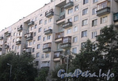 г. Колпино,Раумская ул., д. 1. Общий вид жилого дома. Фото 2011 г. 