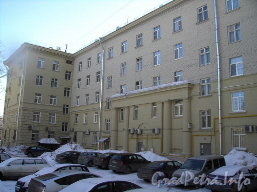 Таллинская ул., д. 16. Общий вид дома. Фото 2011 г. 