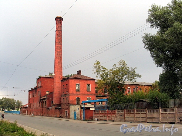 Ул. Розенштейна, д. 8-12 (левая часть). Производственные здания. Общий вид. Фото сентябрь 2011 г.
