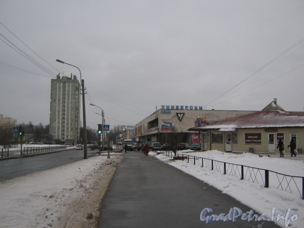 Перспектива улицы Пионерстроя от Рогачевского переулка в сторону улицы Чекистов. Фото январь 2012 г.
