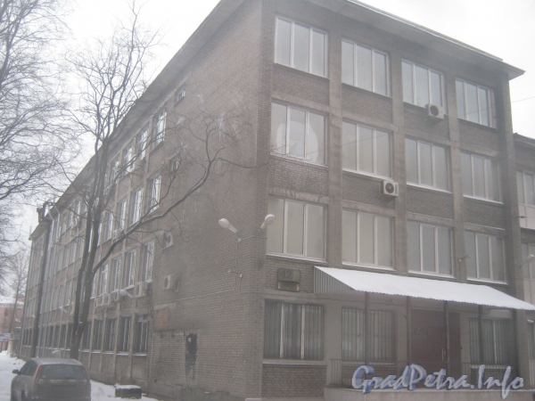 Ул. Трефолева, дом 42. Общий вид здания. Фото январь 2012 г.