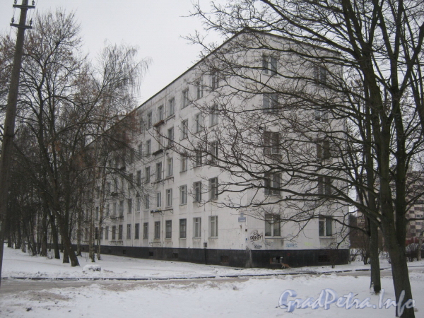 2-я Комсомольская ул., дом 39. Общий вид жилого дома. Фото январь 2012 г.