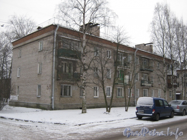 2-я Комсомольская ул., дом 58. Общий вид жилого дома. Фото январь 2012 г.