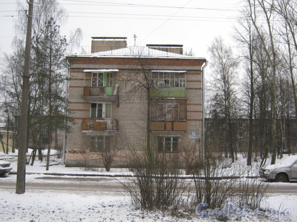 2-я Комсомольская ул., дом 50. Общий вид жилого дома. Фото январь 2012 г.
