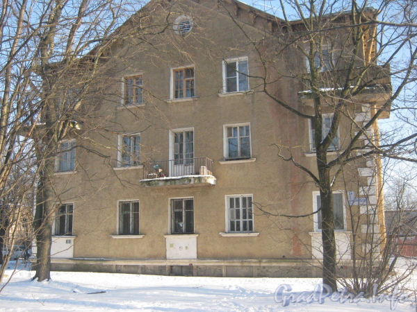2-я Комсомольская ул., дом 28, корп. 2. Общий вид жилого дома. Фото январь 2012 г.