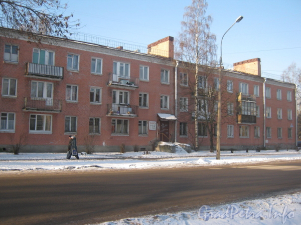 2-я Комсомольская ул., дом 25, корп. 1. Общий вид жилого дома. Фото январь 2012 г.
