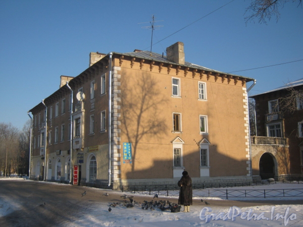 2-я Комсомольская ул., дом 20, корп. 1. Общий вид жилого дома. Фото январь 2012 г.