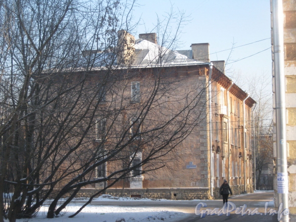 2-я Комсомольская ул., дом 18, корп. 3. Общий вид жилого дома со стороны 2-ой Комсомольской ул. Фото январь 2012 г.