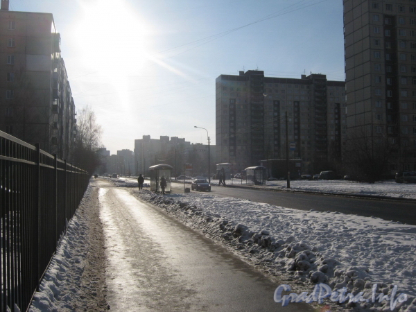 Перспектива ул. Чудновского в сторону Товарищеского пр. от дома 4 корпус 1. Фото февраль 2012 г.