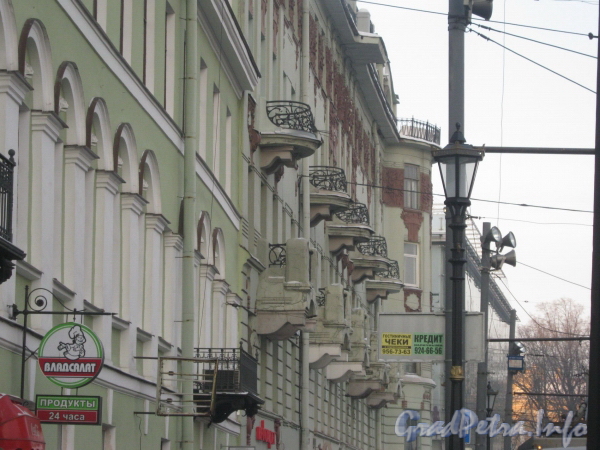 Казанская ул., дом 2. Балконы дома со стороны Казанской пл. Фото февраль 2012 г.