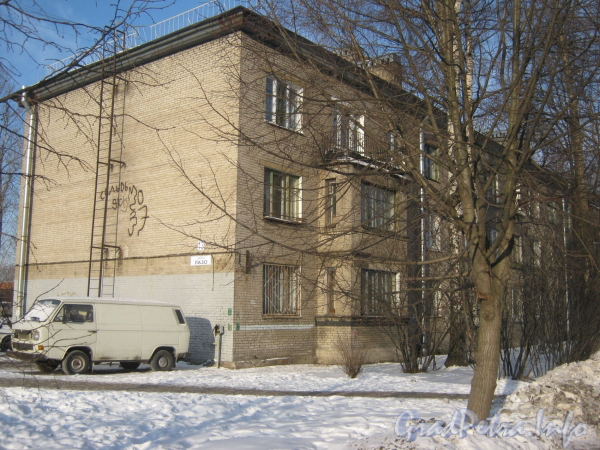Ул. Лазо, дом 13. Общий вид дома от 5-ойжерновской ул. Фото февраль 2012 г.