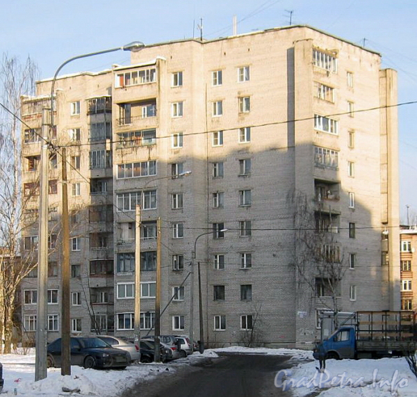 Ковалевская ул. дом 25. Общий вид дома. Фото февраль 2012 г.