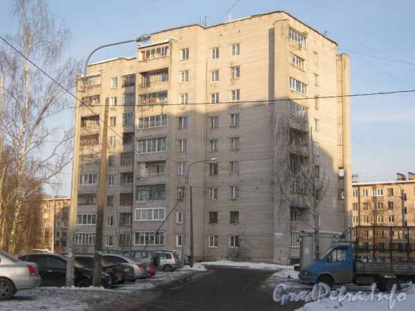 Ковалевская ул. дом 25. Общий вид со стороны дома 23. Фото февраль 2012 г.