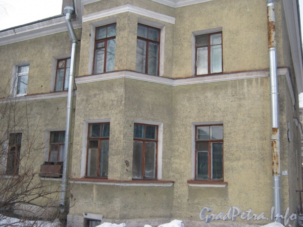 Севастопольская ул., дом 31, корп. 3. Фрагмент фасада. Фото февраль 2012 г.
