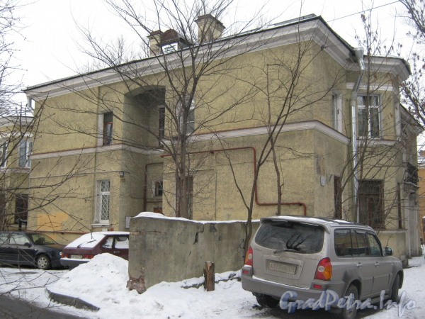 Севастопольская ул., дом 31, корп. 1. Общий вид со стороны дома 39. Фото февраль 2012 г.