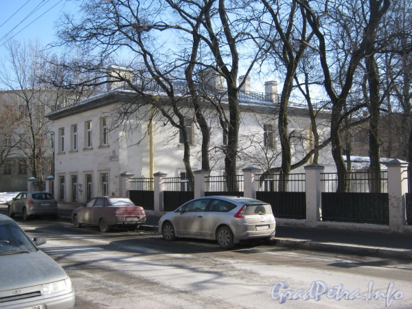 Балтийская ул., дом 33. Общий вид с Балтийской ул. Фото март 2012 г.
