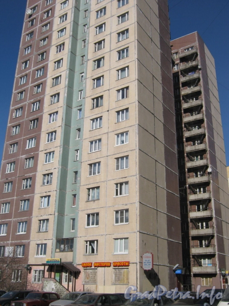 Ул. Десантникоа, дом 22. Общий вид жилого дома. Фото март 2012 г.