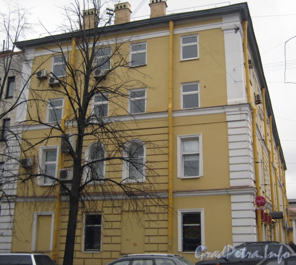 1-я Красноармейская ул., дом 26. Фасад по Советскому переулку. Фото март 2012 г.