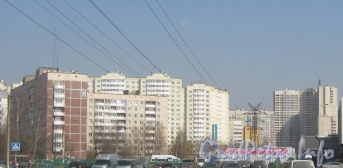 Общий вид жилых домов на ул. Маршала Захарова с Петергофского шоссе. Фото апрель 2012 г. 