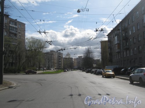 Автовская ул. возле поворота на ул. Примакова (слева) в сторону пр. Стачек. Фото 3 марта 2012 г.