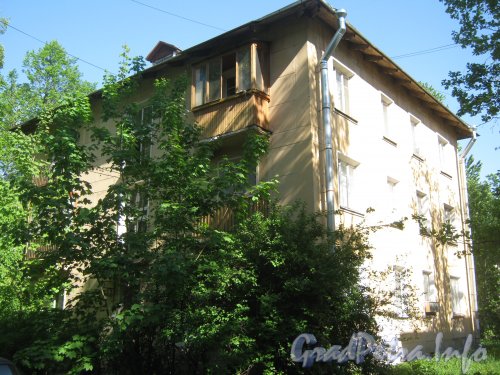 Ул. Танкиста Хрустицкого, дом 86. Общий вид со стороны дома 78. Фото 23 мая 2012 г