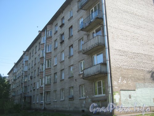 Ул. Танкиста Хрустицкого, дом 116. Общий вид со стороны фасада. Фото 23 мая 2012 г.