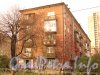 Ул. Седова, дом 30. Торец жилого дома со стороны проспекта Елизарова. Фото 2012 г.