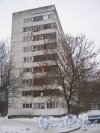 Ул. Руднева, дом 27, корпус 2. Общий вид здания со стороны дома 25. Фото 25 января 2013 г.