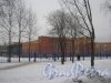 Ул. Черкасова, дом 7, корпус 2. Общий вид здания школы со стороны дома 3. Фото 30 января 2013 г.