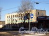 Рощинская улица, дом 32, литера Е. Общий вид здания с Сызранского проспекта. Фото 2 марта 2013 г.