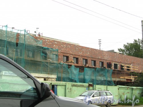 Ул. Седова, дом 46. Работы по реконструкции здания. Фото сентябрь 2012 г.
