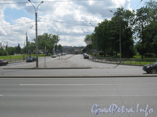 Автомобильная ул. Вид с пр. Стачек. Фото 25 июня 2012 г.