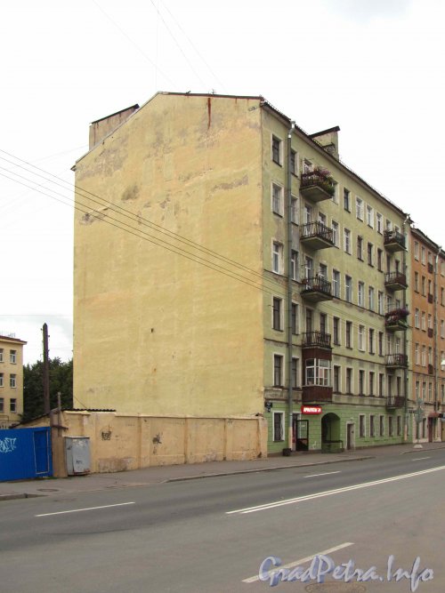 Ул. Киевская, дом 12. Общий вид здания. Фото сентябрь 2012 г.