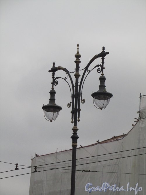 Потемкинская улица. Новые фонари, установленные на улице в октябре-ноябре 2012 года. Фото 22 ноября 2012 г.