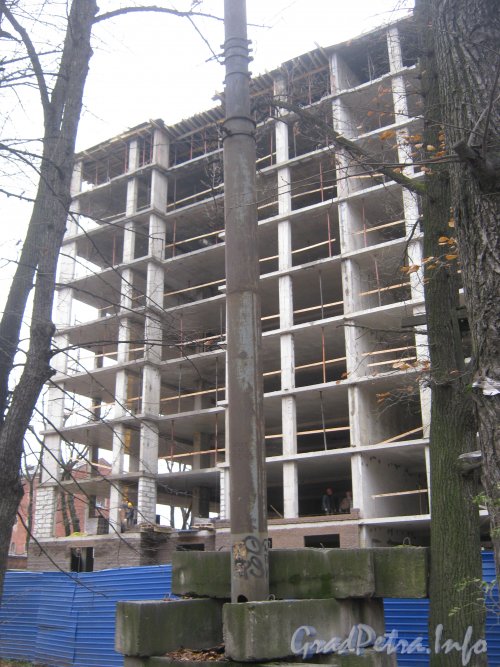 Ул. Академика Лебедева, дом 37а, литера Б. Фрагмент строящегося здания. Фото 2 ноября 2012 г.