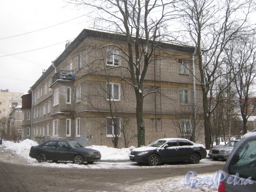 Ул. Лазо, дом 4, корпус 1. Общий вид со стороны дома 4 корпус 2 . Фото 22 января 2013 г.