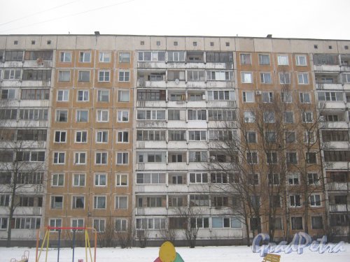Ул. Черкасова, дом 4, корпус 1. Фрагмент фасада здания со стороны дома 2. Фото 30 января 2013 г.