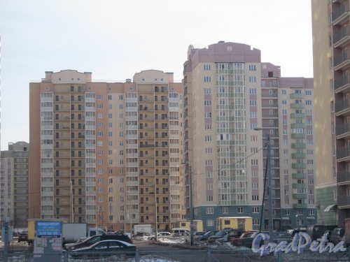 Ул. Маршала Захарова, дом 14, корпус 2. Общий вид со стороны пр. Героев. Фото 28 января 2013 г.
