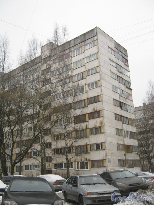 Ул. Черкасова, дом 6, корпус 2. Общий вид со стороны дома 8 корпус 3. Фото 30 января 2013 г.